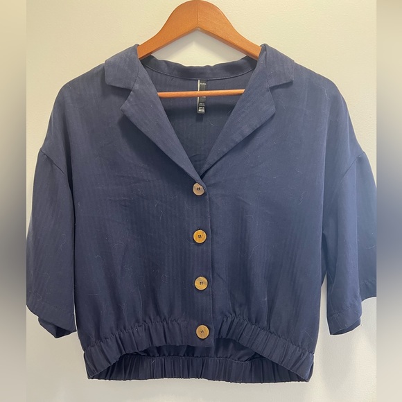 Zara Collared Button Up Resort Top - Picture 3 of 5